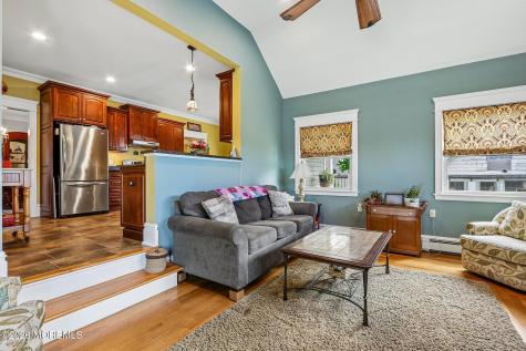 17 Willow Court Oceanport NJ 07757