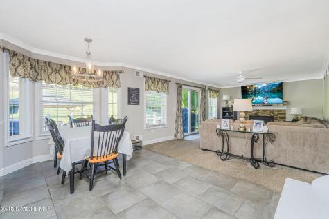 20 Thousand Oaks Terrace Howell NJ 07731