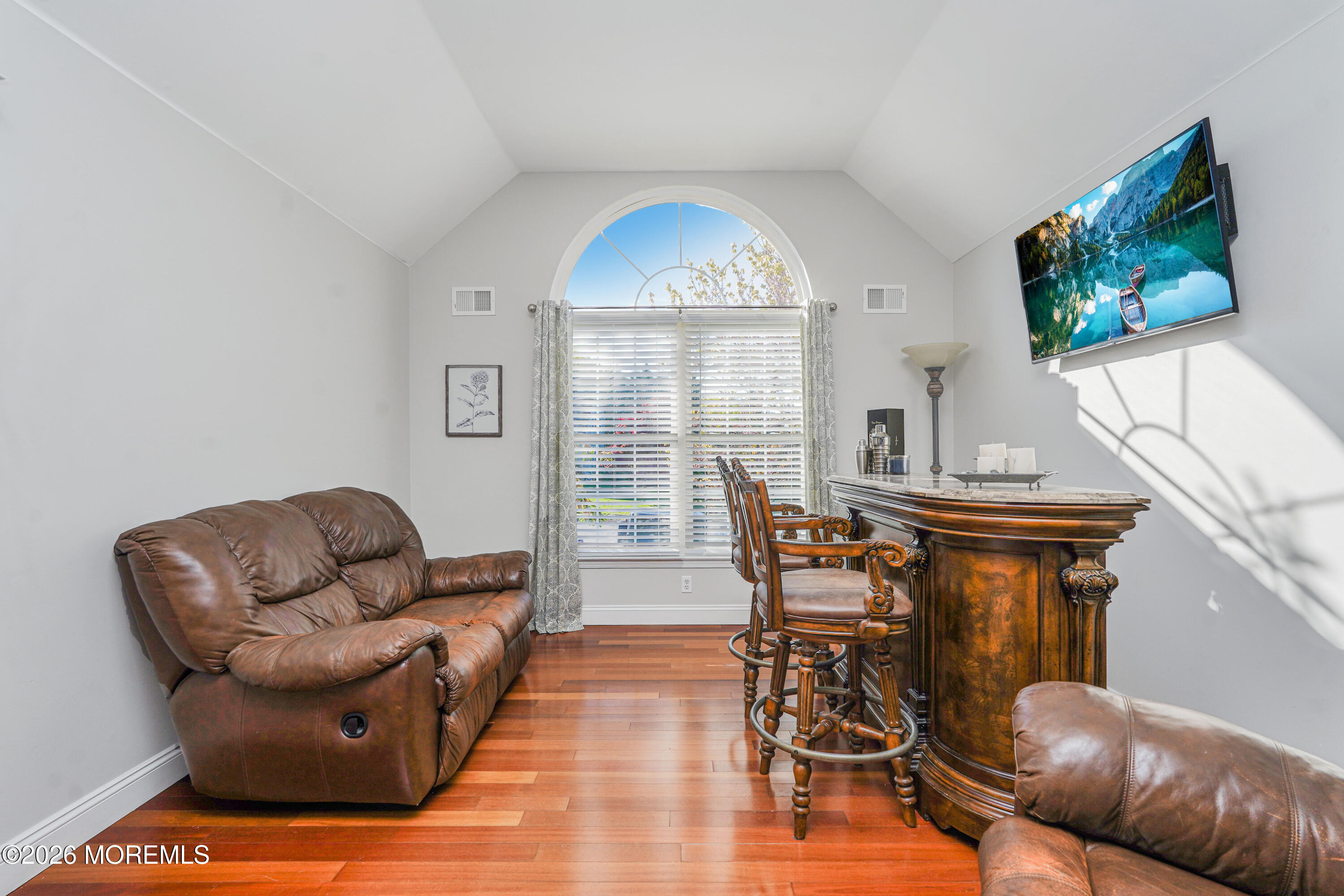 20 Thousand Oaks Terrace Howell NJ 07731