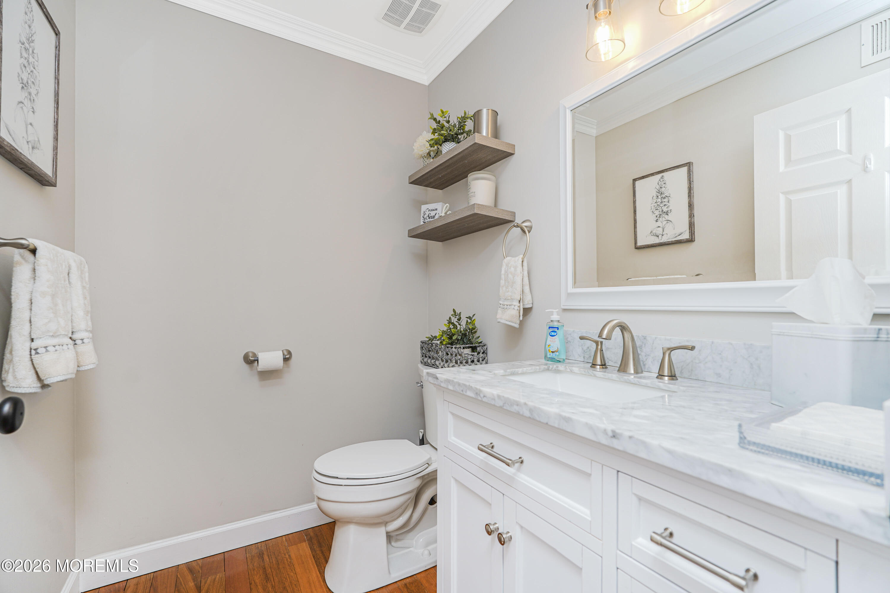 20 Thousand Oaks Terrace Howell NJ 07731
