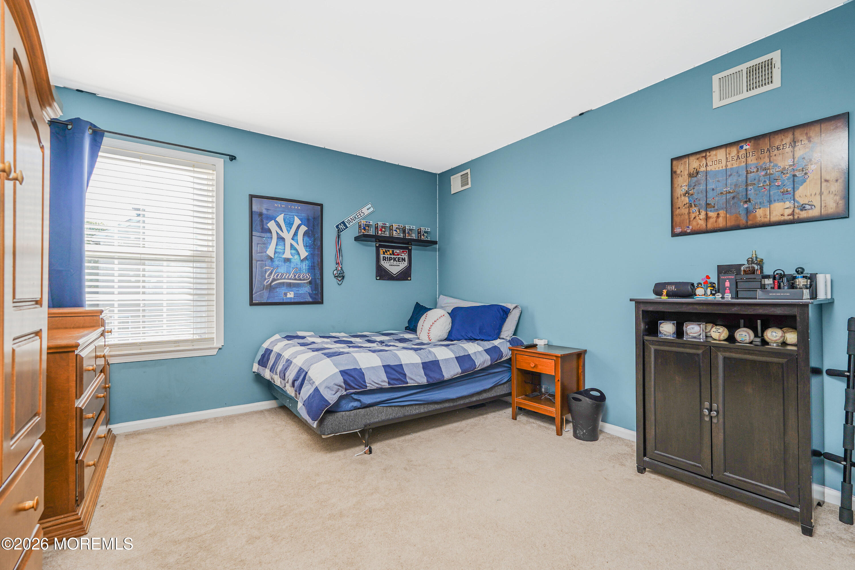 20 Thousand Oaks Terrace Howell NJ 07731