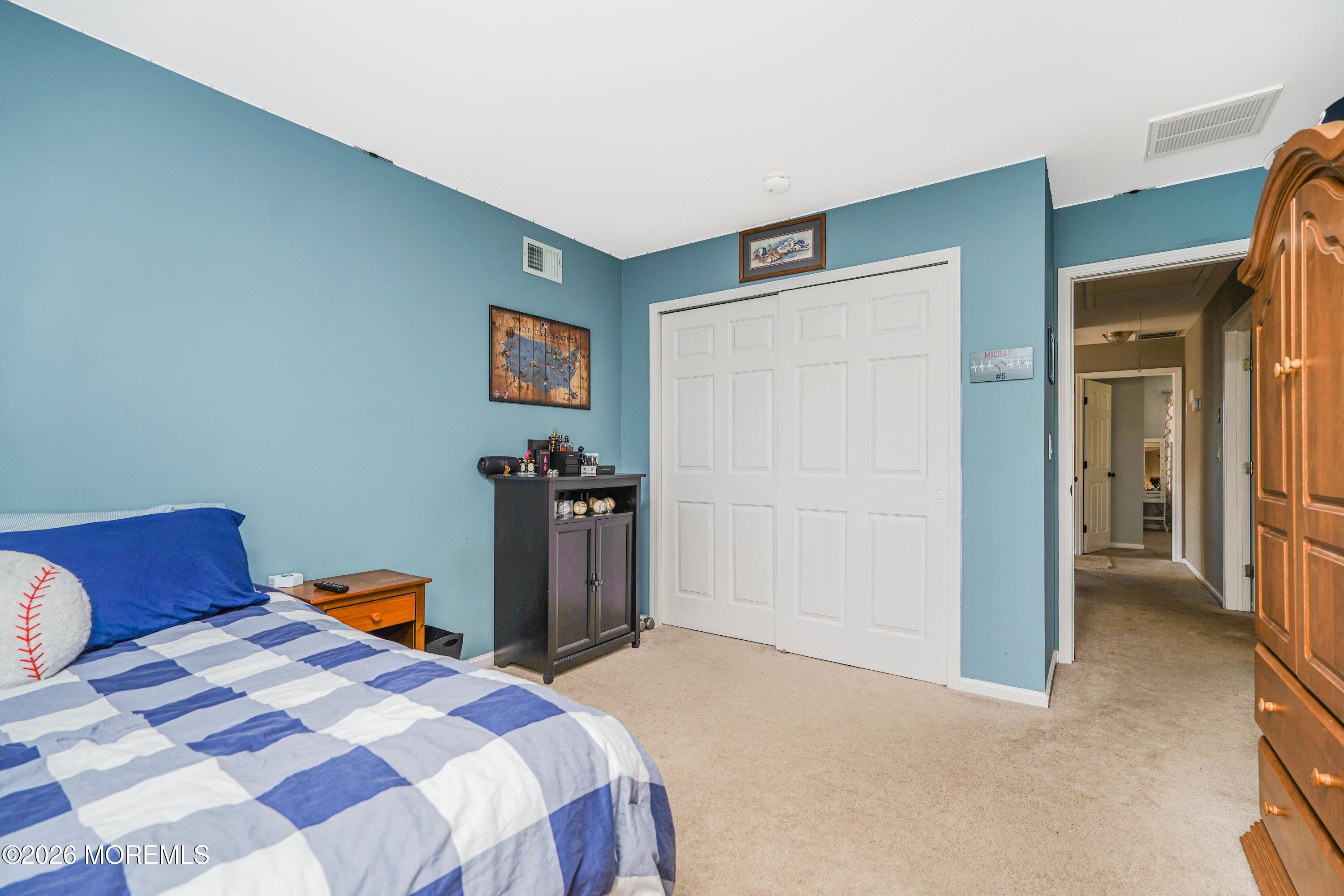 20 Thousand Oaks Terrace Howell NJ 07731