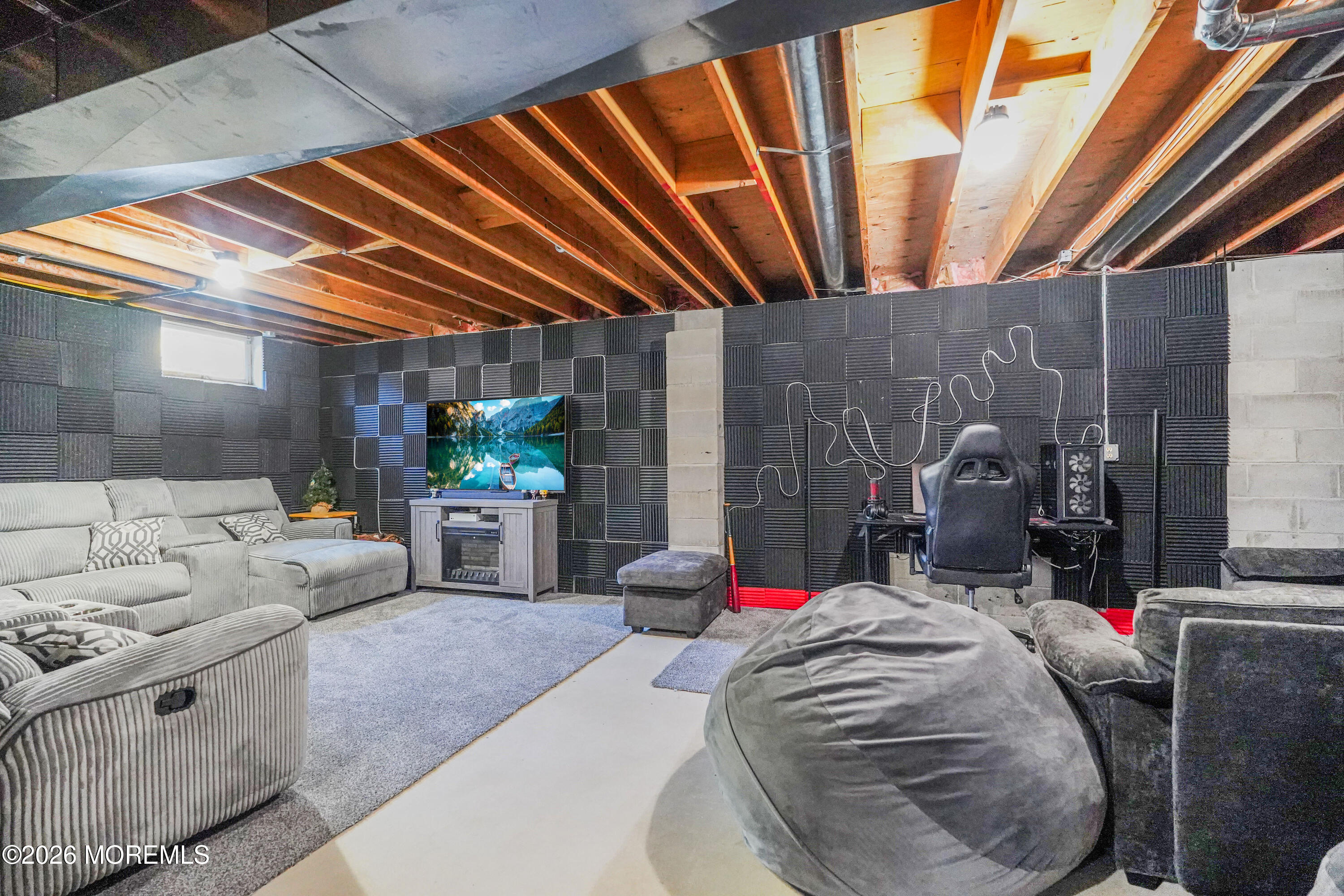 20 Thousand Oaks Terrace Howell NJ 07731