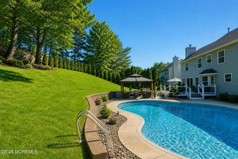 20 Thousand Oaks Terrace Howell NJ 07731