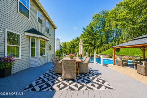 20 Thousand Oaks Terrace Howell NJ 07731