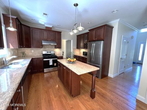 3 Chestnut Ridge Road Holmdel NJ 07733