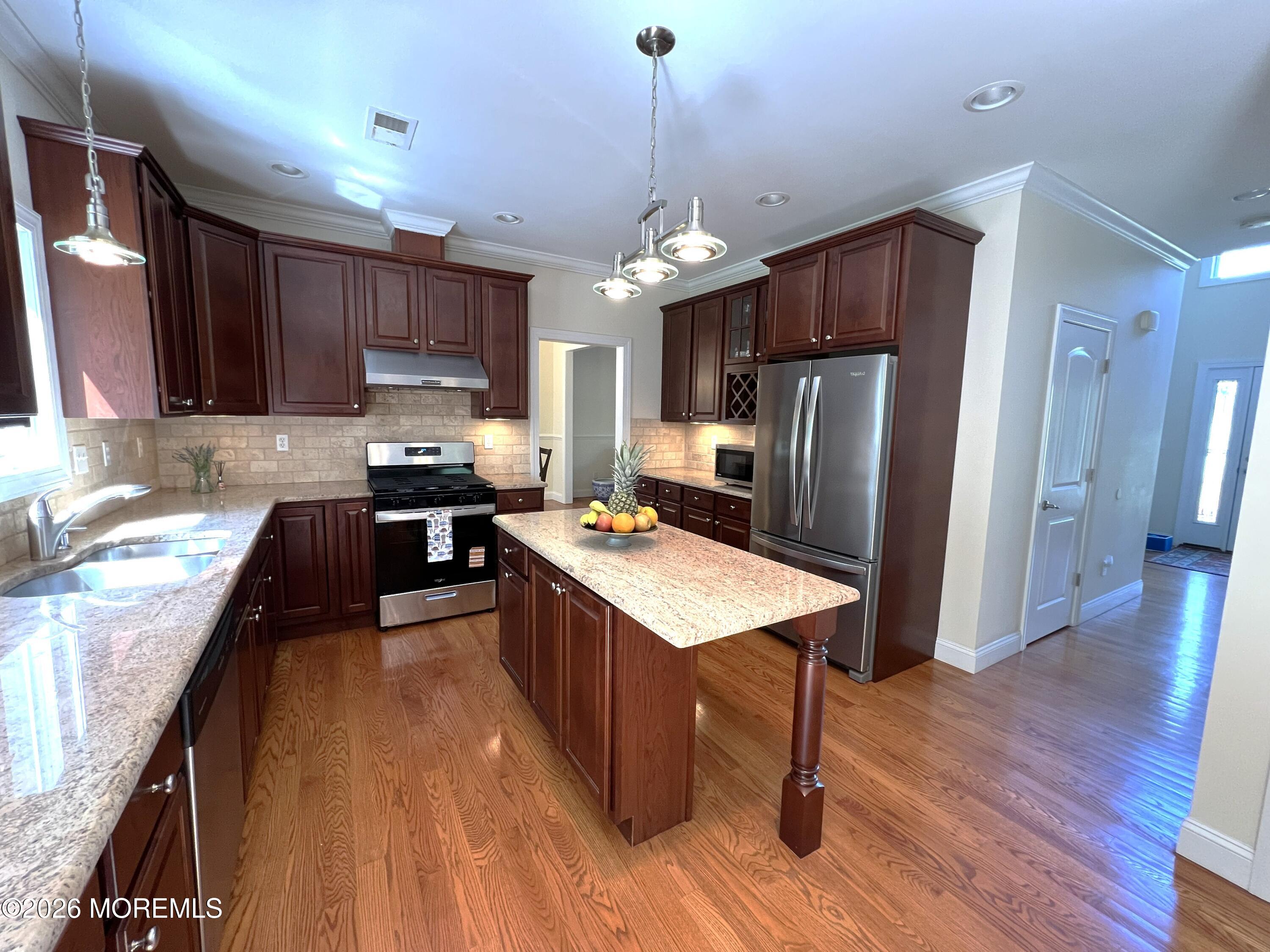 3 Chestnut Ridge Road Holmdel NJ 07733
