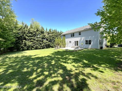3 Chestnut Ridge Road Holmdel NJ 07733