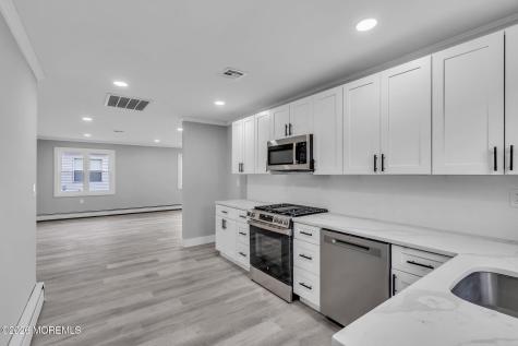 15 Roxton Place Toms River NJ 08757