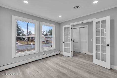 15 Roxton Place Toms River NJ 08757