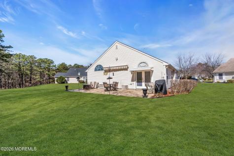 18 Rosewood Court Lakewood NJ 08701