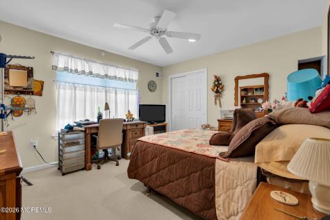 18 Rosewood Court Lakewood NJ 08701
