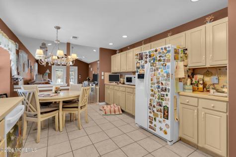 18 Rosewood Court Lakewood NJ 08701