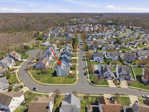 20 Royal Lane Howell NJ 07731
