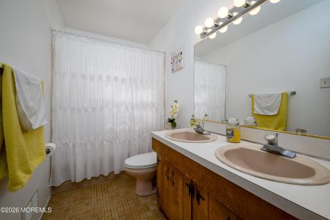 3 Colorado Drive Jackson NJ 08527