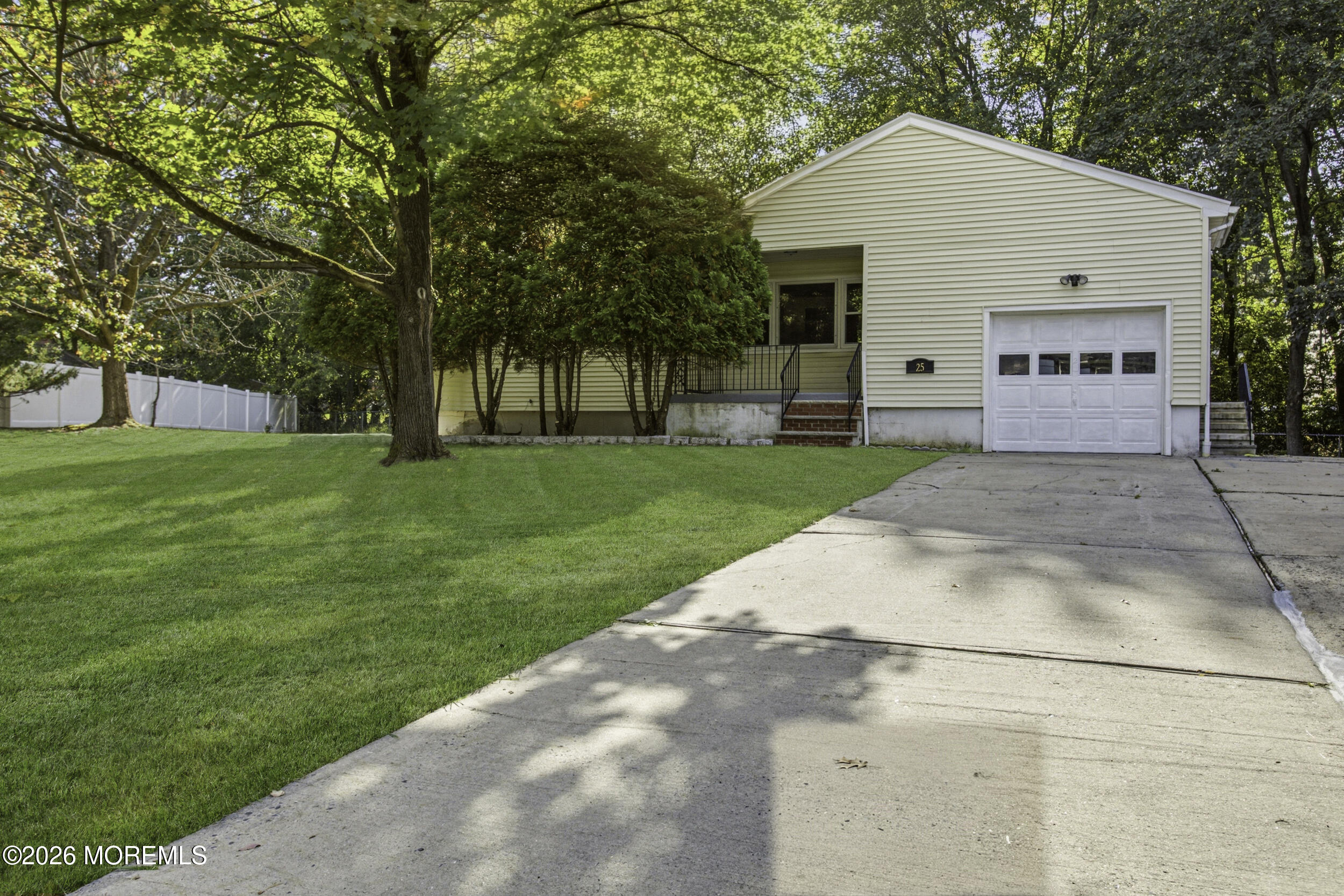 25 Woodbrook Drive Matawan NJ 07747