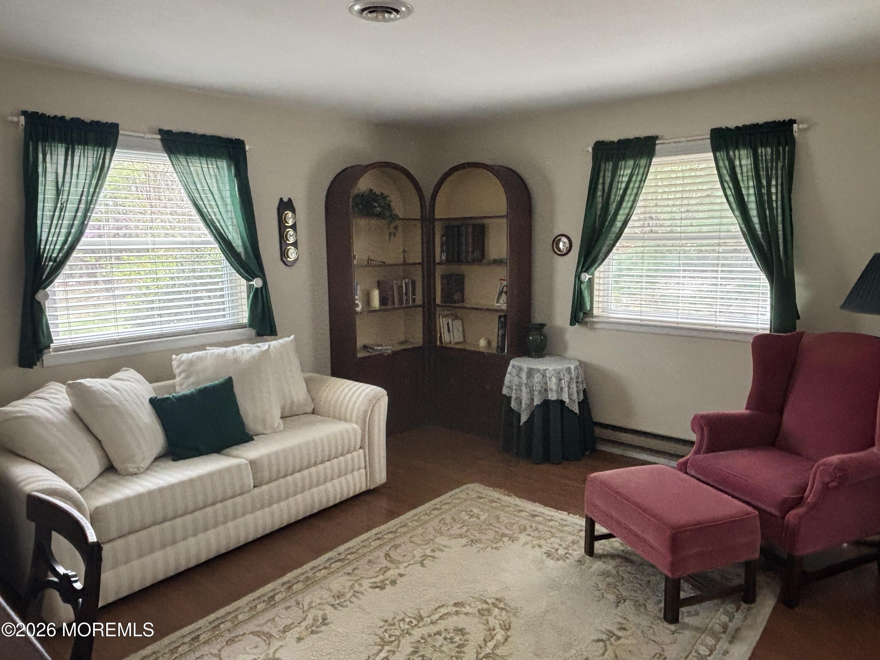 40 Franklin Lane Whiting NJ 08759
