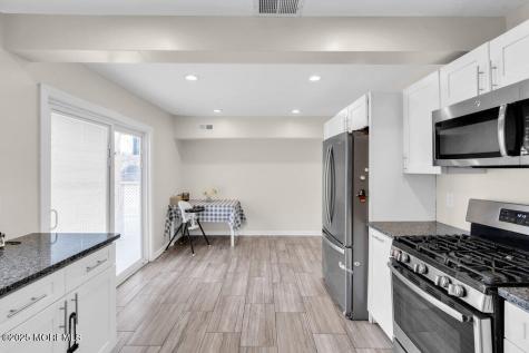 1575 Alamitos Drive Lakewood NJ 08701