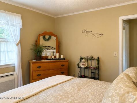 33 Lancaster Road Colonia NJ 07067