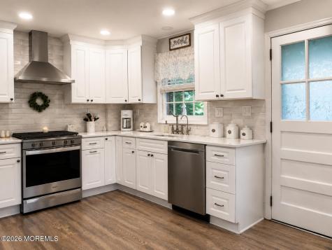 33 Lancaster Road Colonia NJ 07067