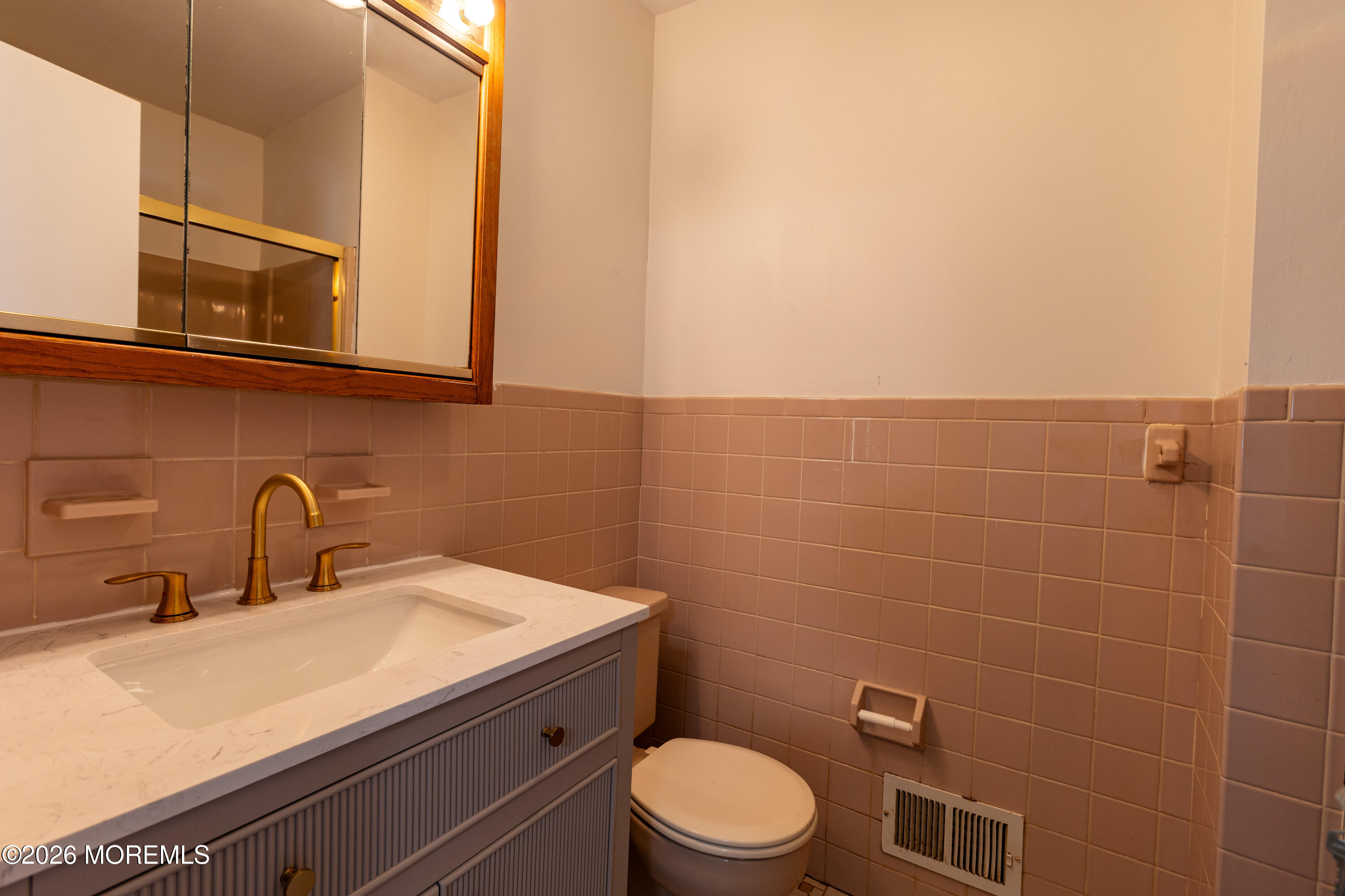 1125 Seaman Avenue Beachwood NJ 08722
