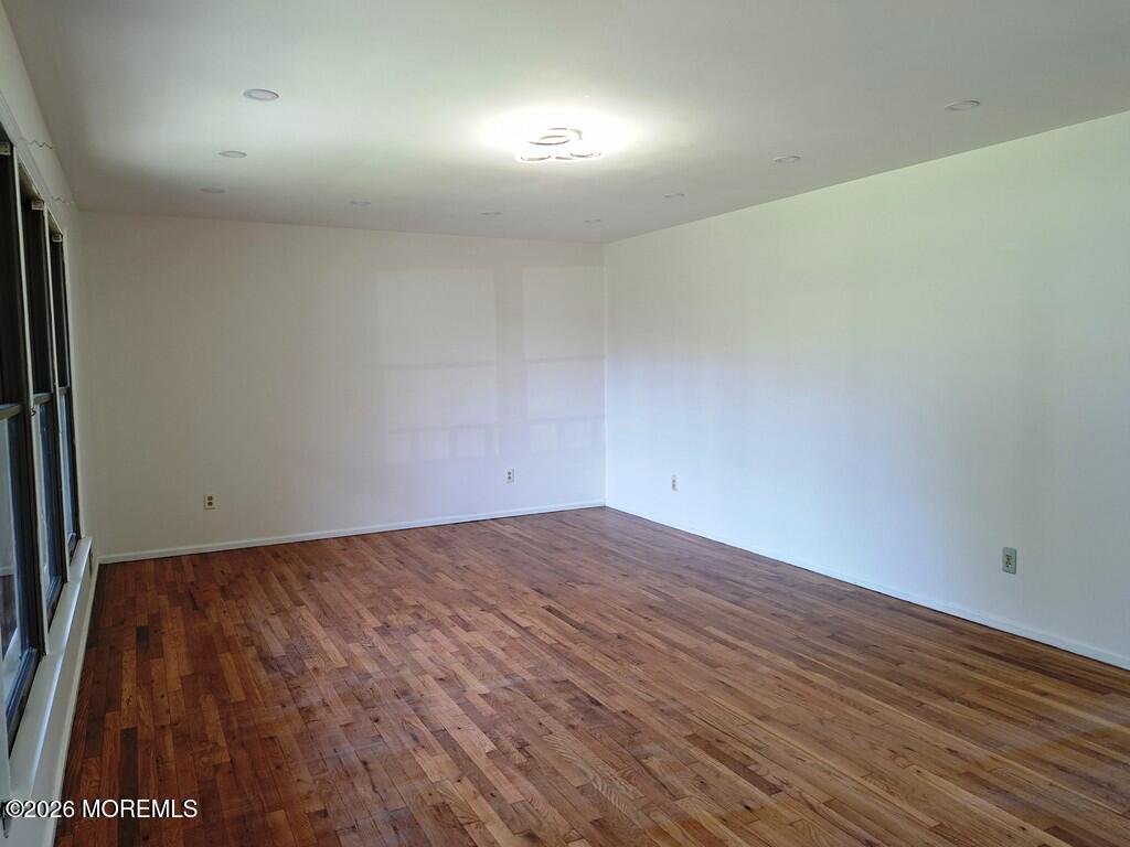 1125 Seaman Avenue Beachwood NJ 08722