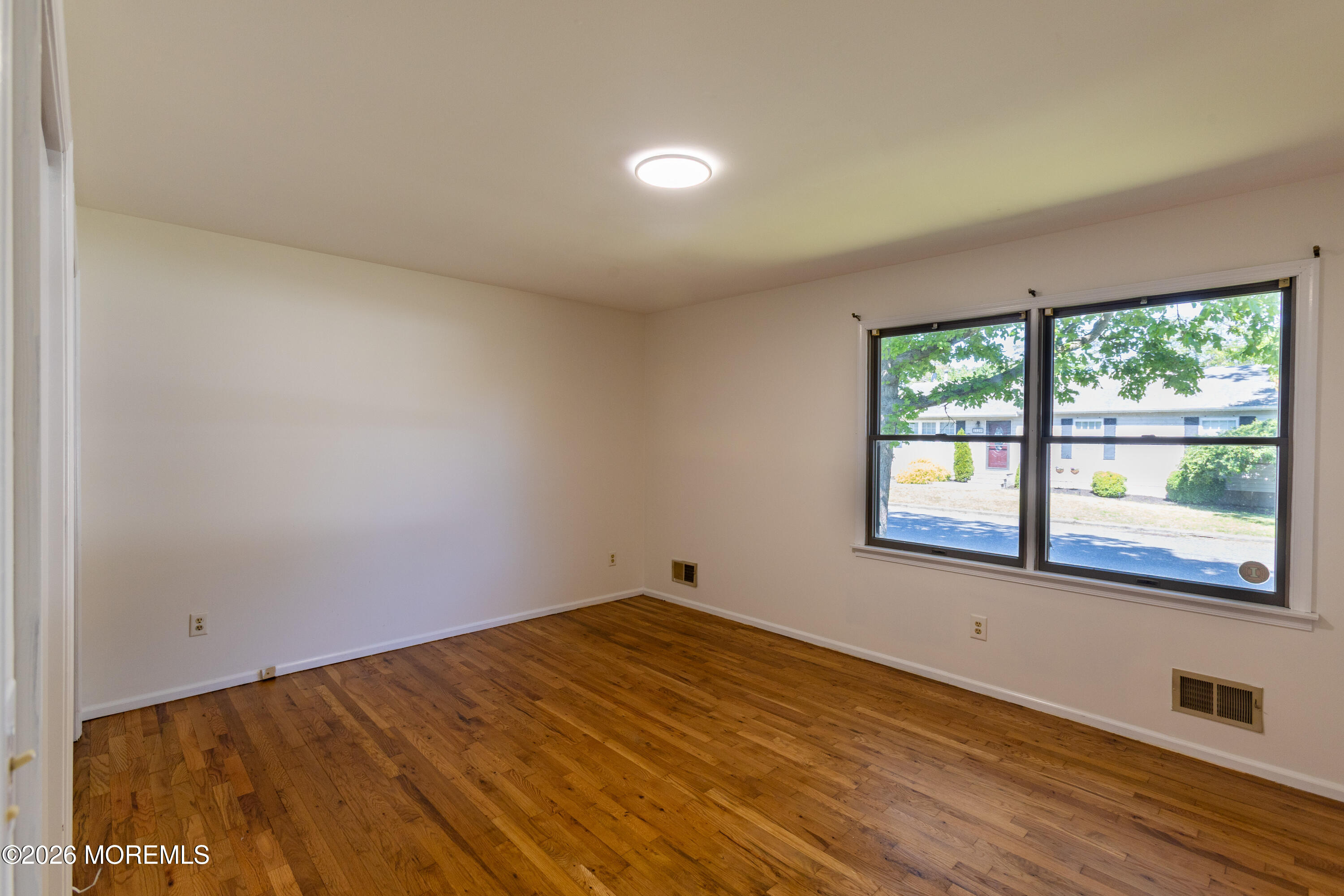 1125 Seaman Avenue Beachwood NJ 08722