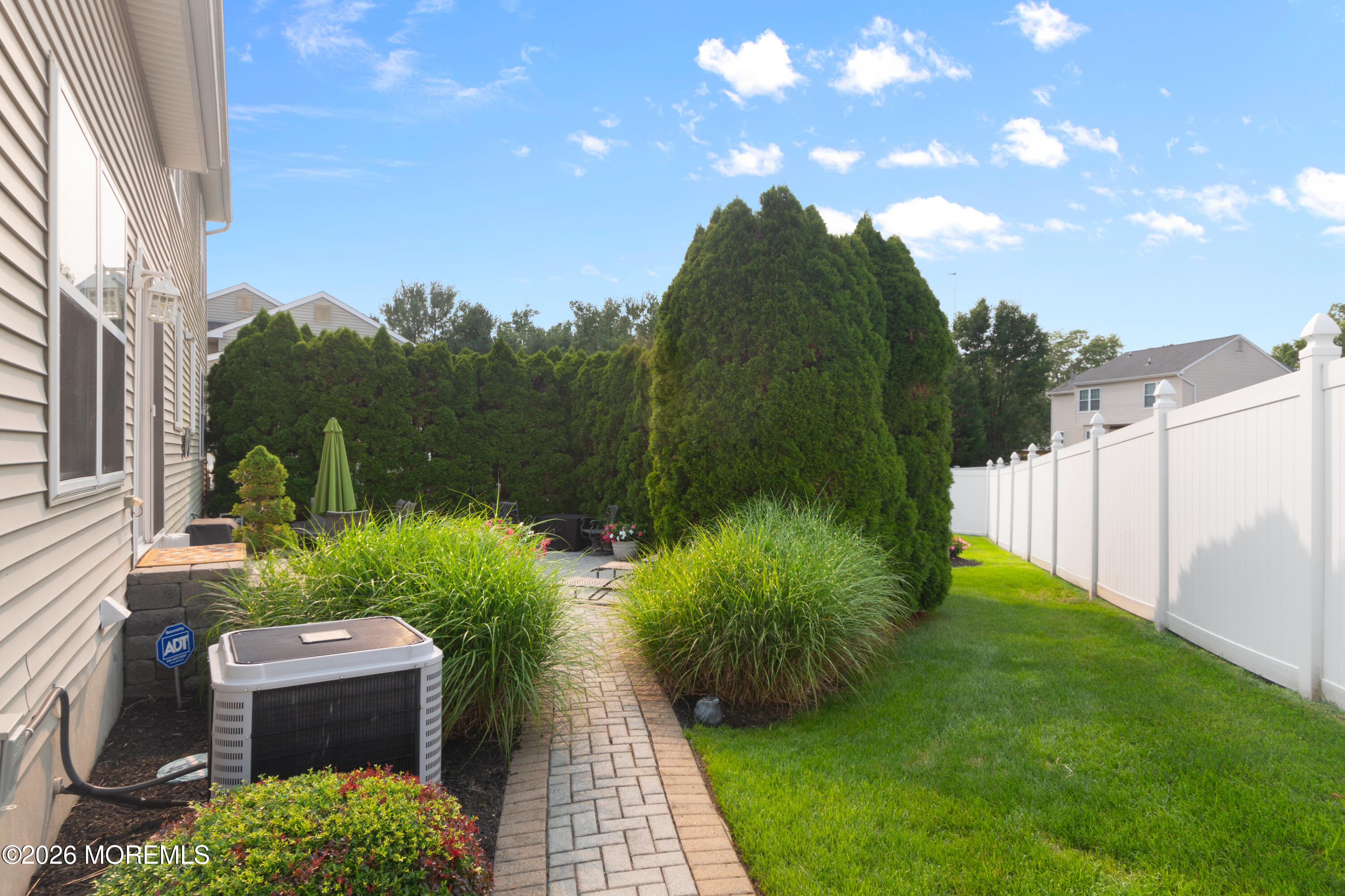 1076 White Oak Court Toms River NJ 08753