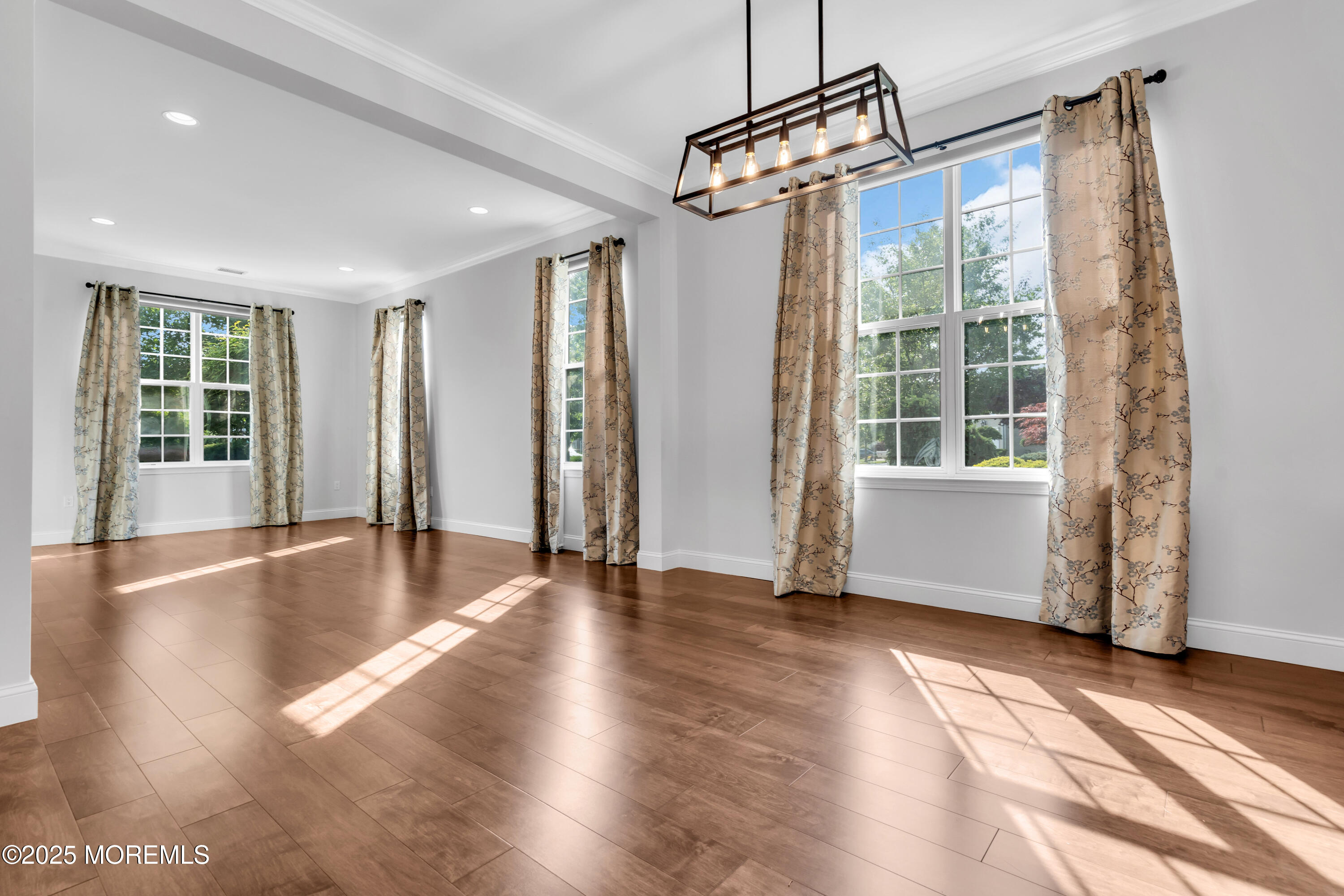 8 Park Ridge Way Jackson NJ 08527