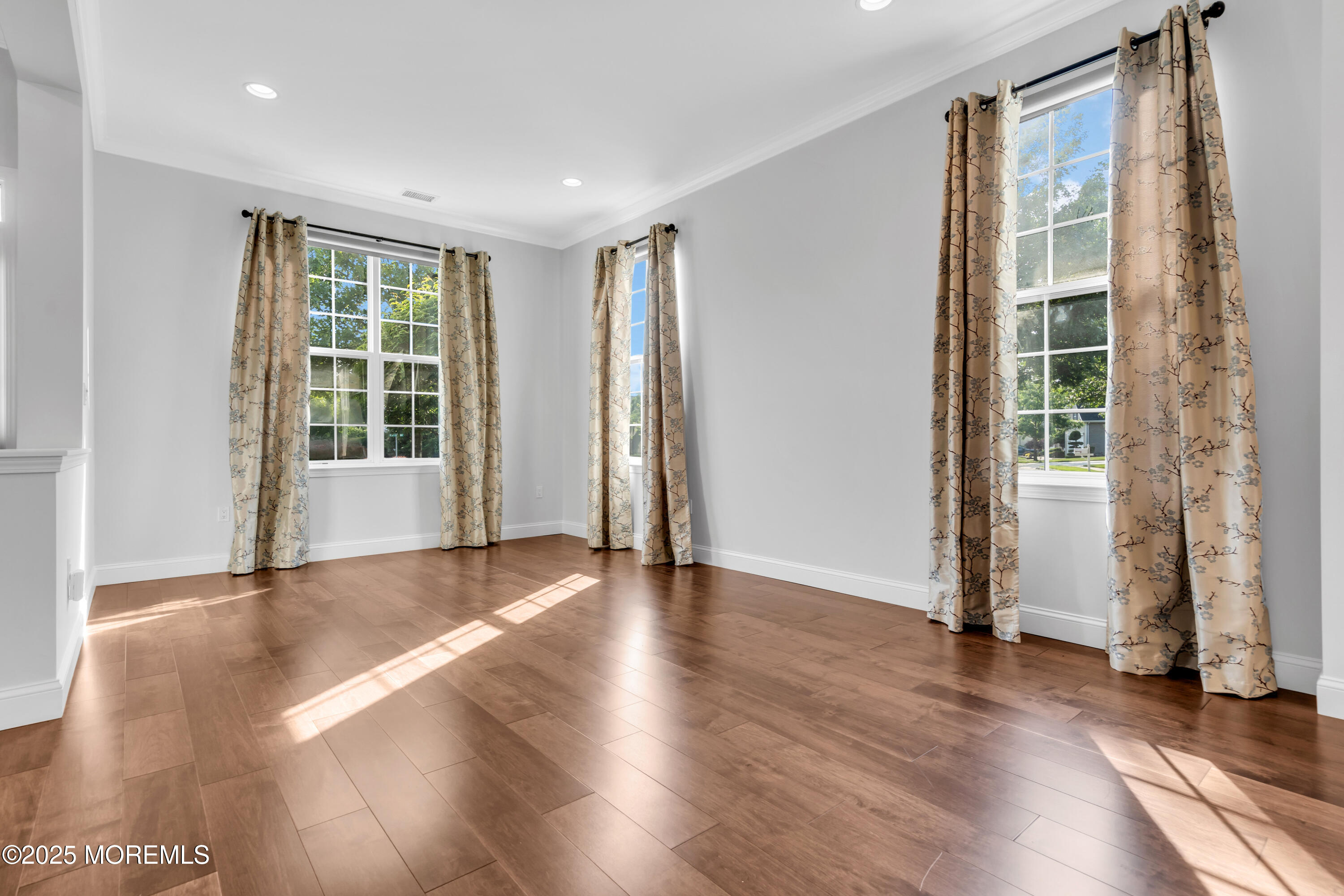 8 Park Ridge Way Jackson NJ 08527