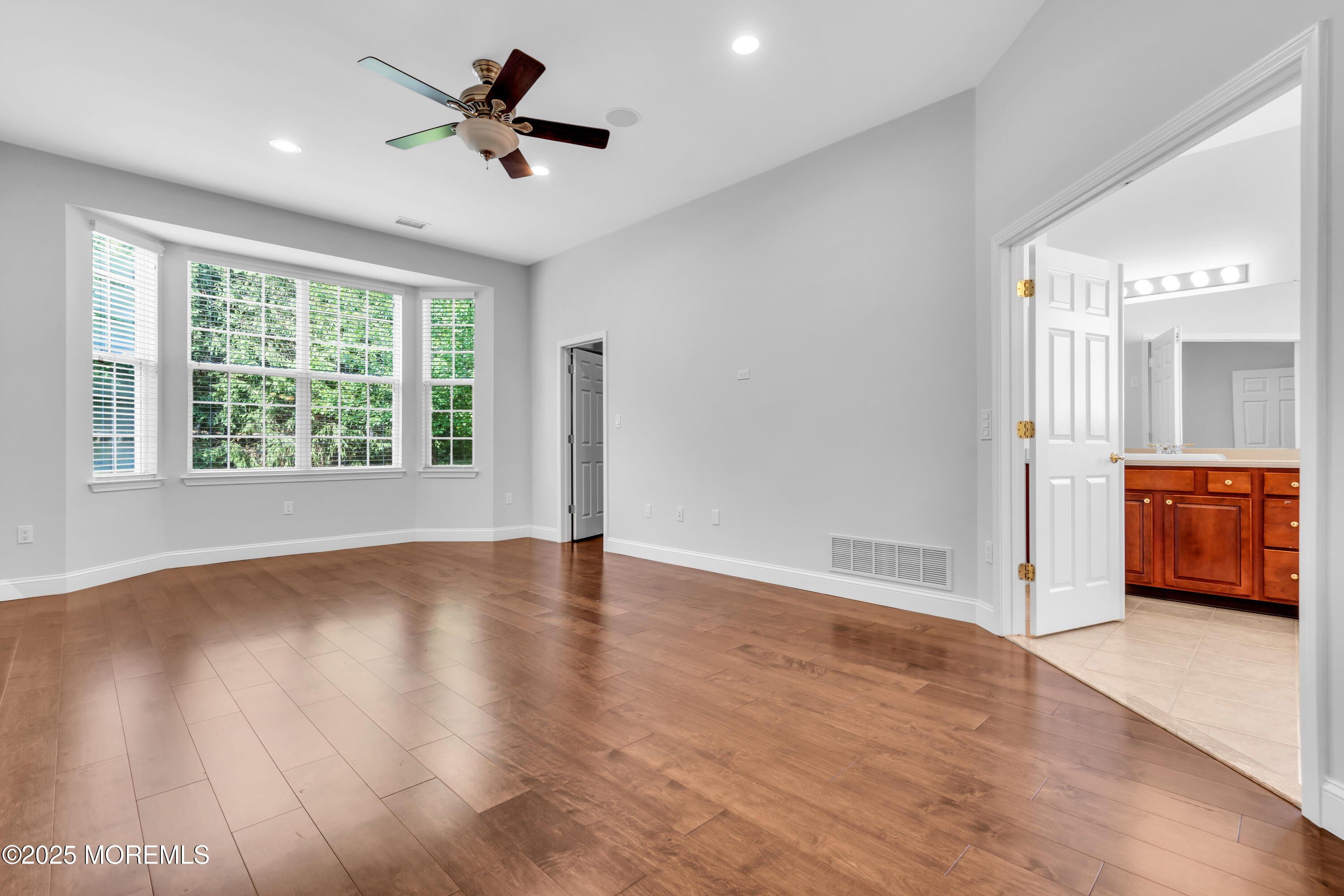 8 Park Ridge Way Jackson NJ 08527