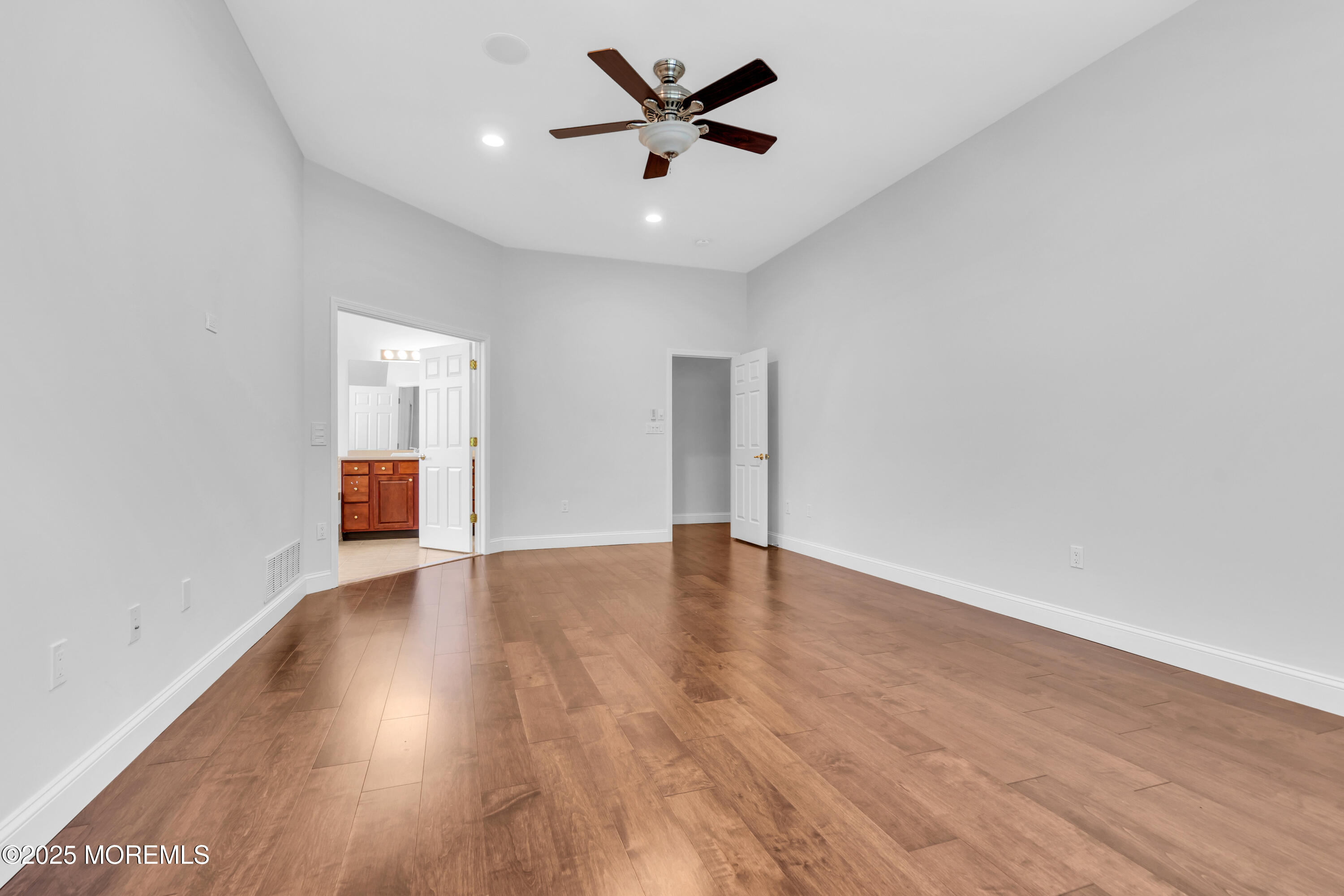 8 Park Ridge Way Jackson NJ 08527