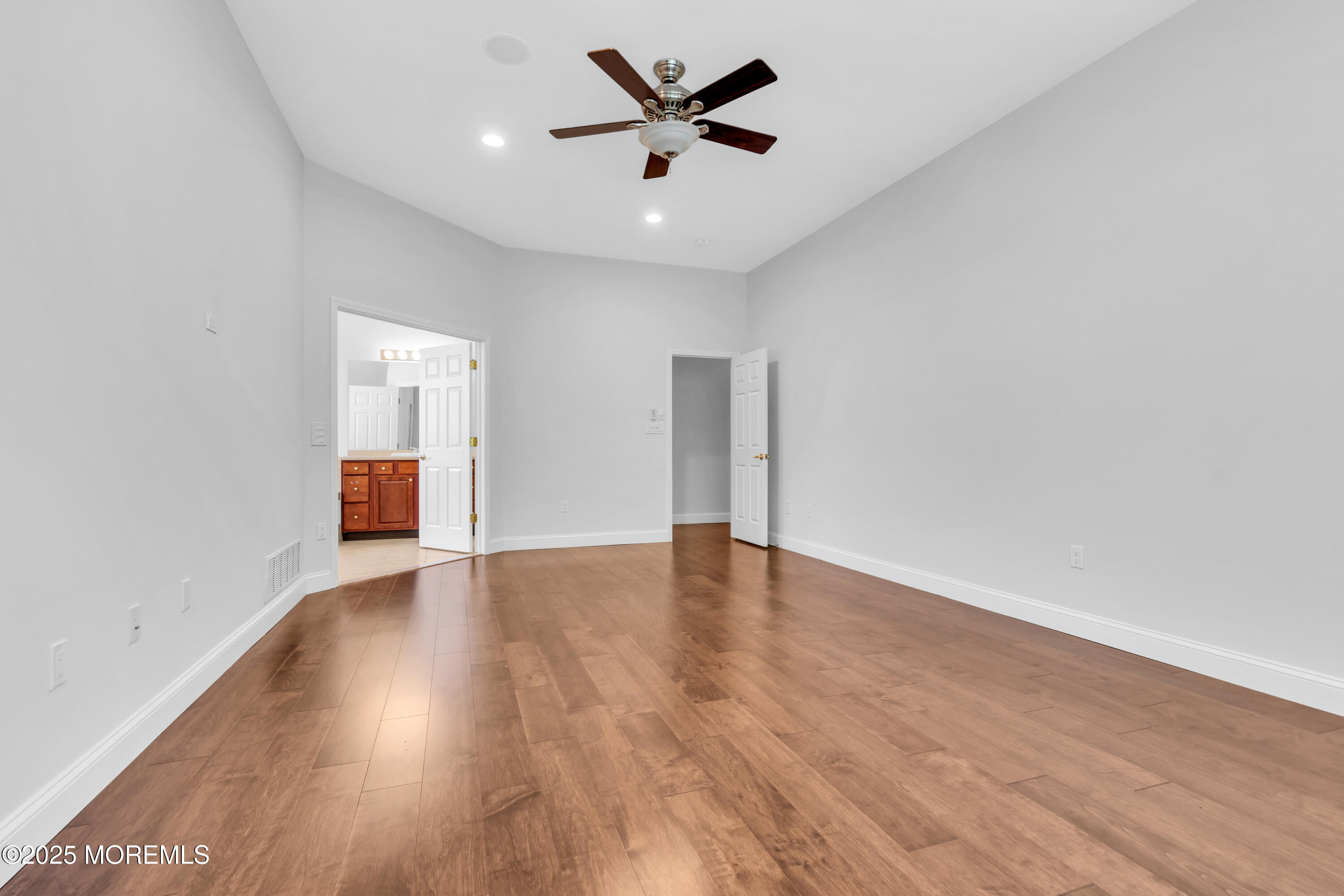 8 Park Ridge Way Jackson NJ 08527
