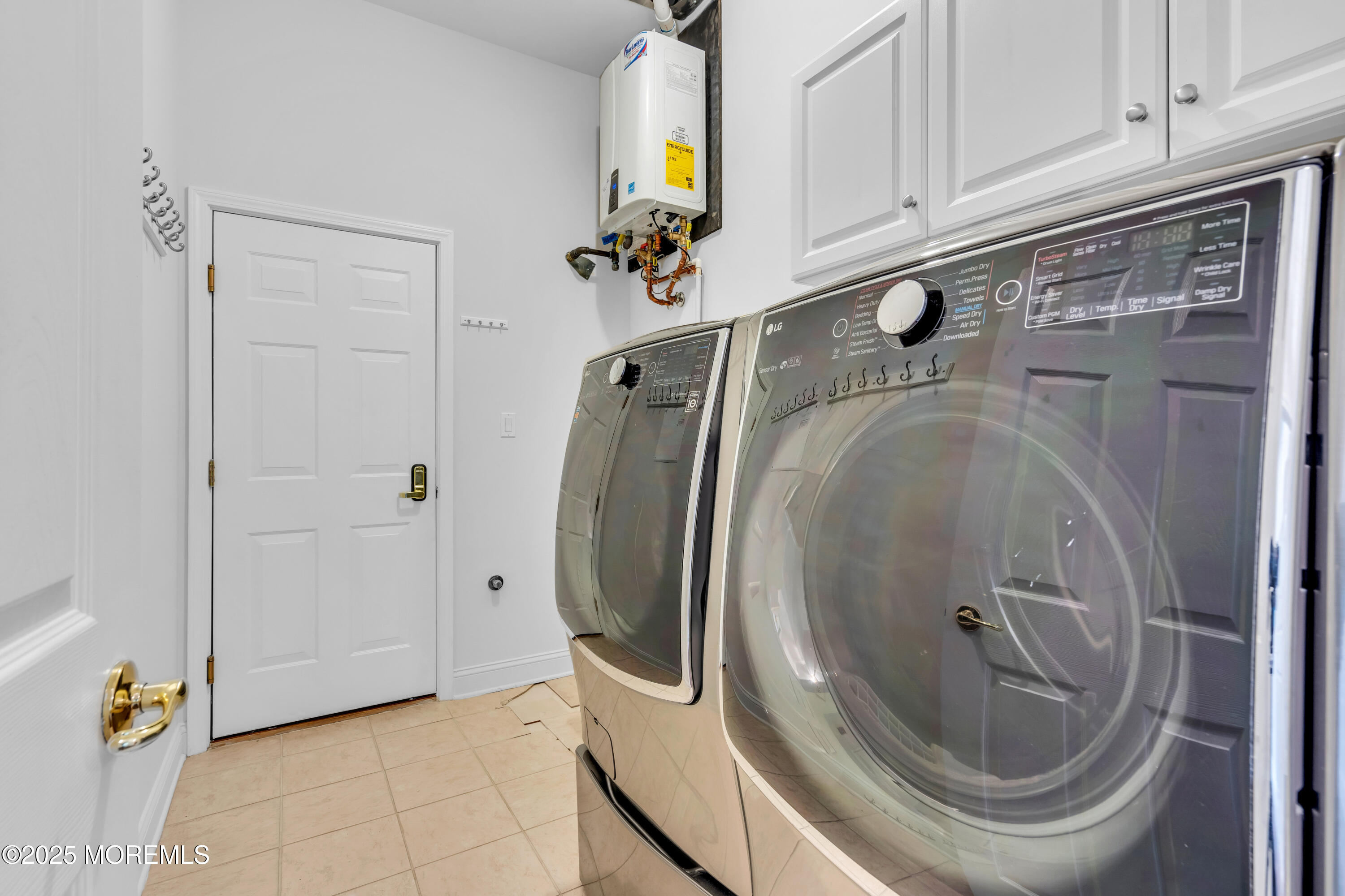 8 Park Ridge Way Jackson NJ 08527