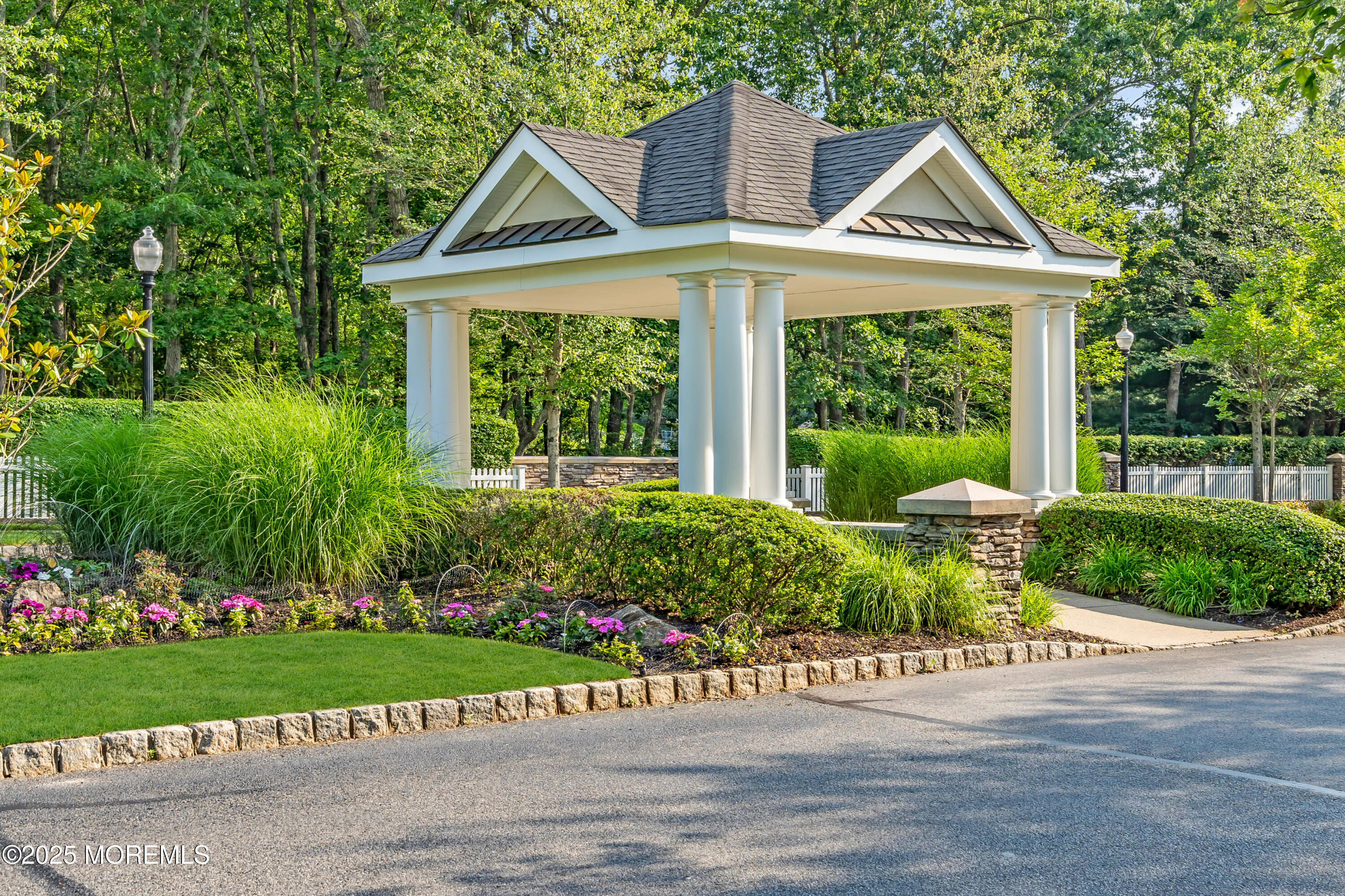 8 Park Ridge Way Jackson NJ 08527
