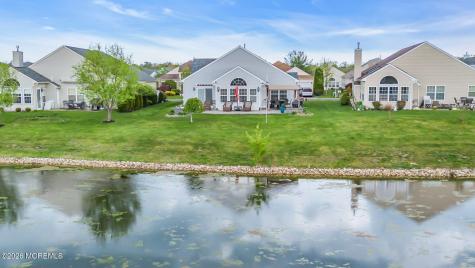 20 Wycliffe Drive Manchester NJ 08759