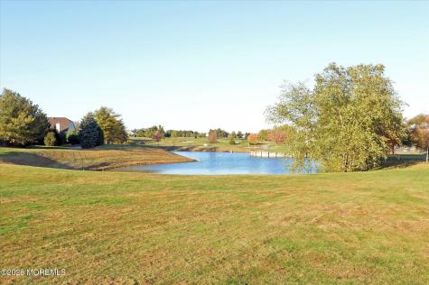 20 Wycliffe Drive Manchester NJ 08759