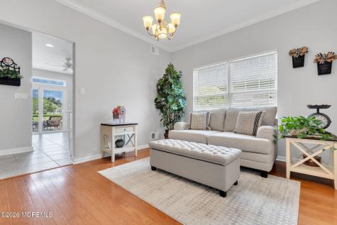 20 Wycliffe Drive Manchester NJ 08759