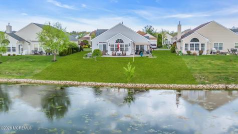20 Wycliffe Drive Manchester NJ 08759
