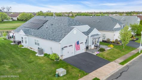20 Wycliffe Drive Manchester NJ 08759