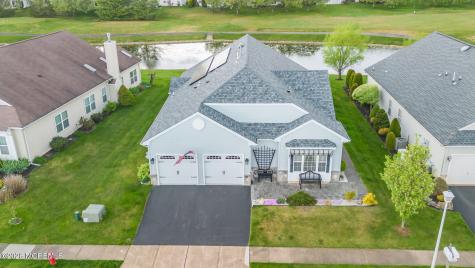 20 Wycliffe Drive Manchester NJ 08759