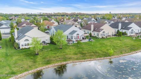 20 Wycliffe Drive Manchester NJ 08759