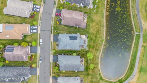 20 Wycliffe Drive Manchester NJ 08759