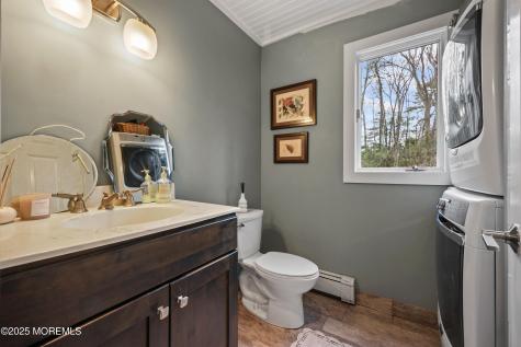 206 Lake Avenue Island Heights NJ 08732