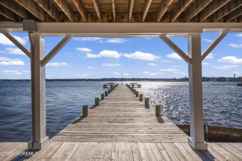 206 Lake Avenue Island Heights NJ 08732