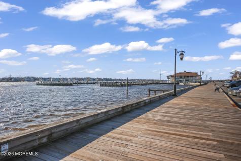 206 Lake Avenue Island Heights NJ 08732