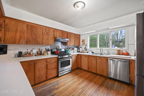 206 Lake Avenue Island Heights NJ 08732