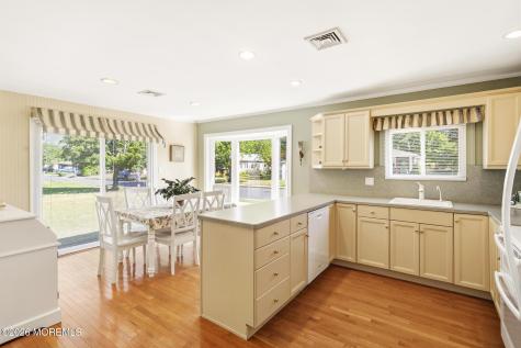 2 Biscayne Street Toms River NJ 08757