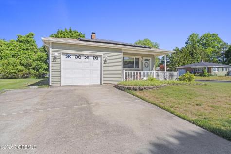 2 Biscayne Street Toms River NJ 08757