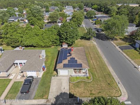 2 Biscayne Street Toms River NJ 08757
